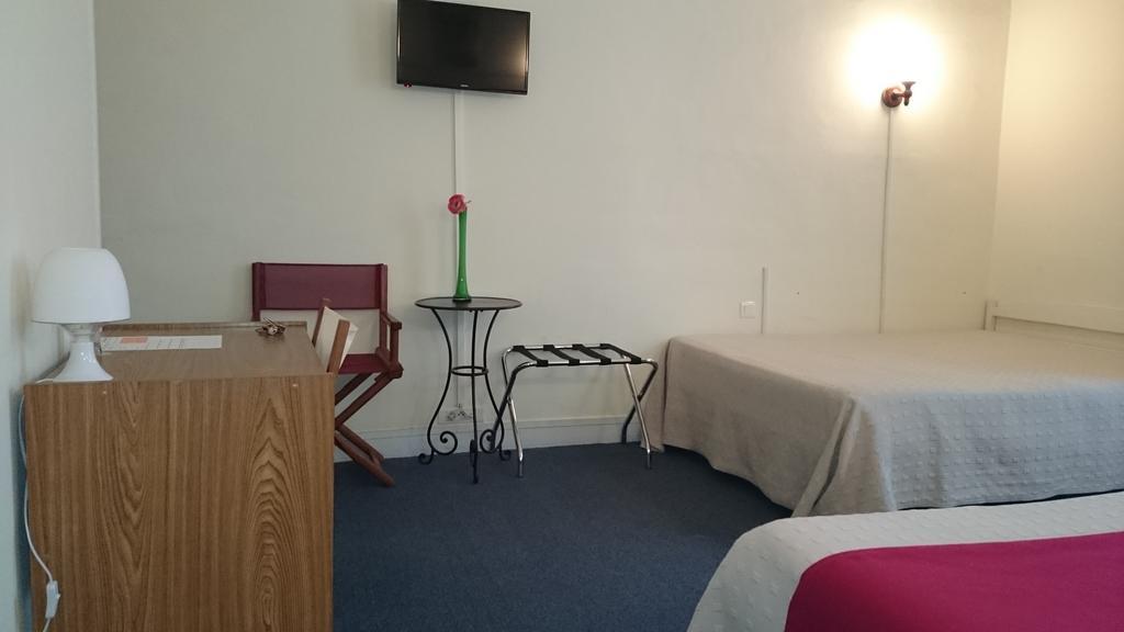 Hotel Saint-Patrick Coeur De Nantes Habitación foto